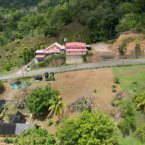 las-cuevas-beach-lodge.comcaribbean.com/